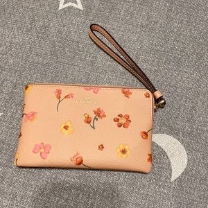 NEW Coach Wristlet